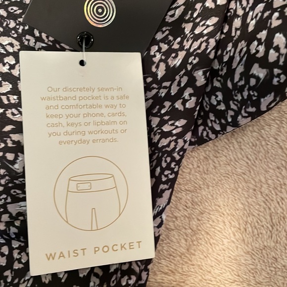 Onzie leggings! - Picture 2 of 4